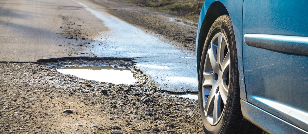 щелчки при движении автомобиля