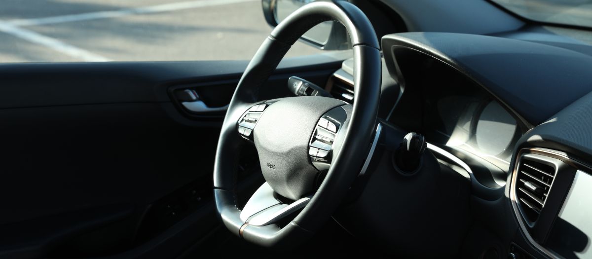 почему скрипит рулевая рейка