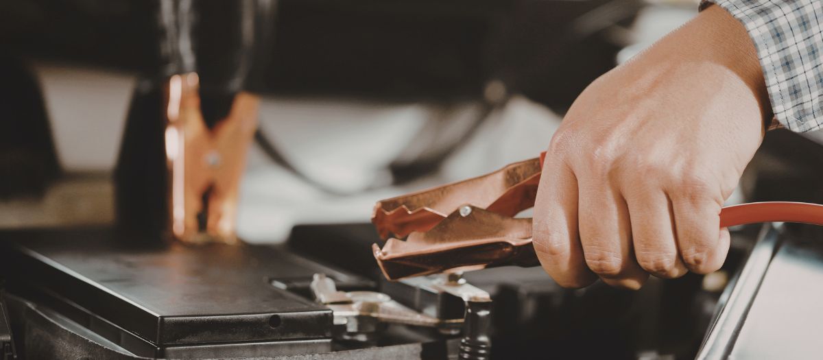 пускозарядное устройство автомобиля